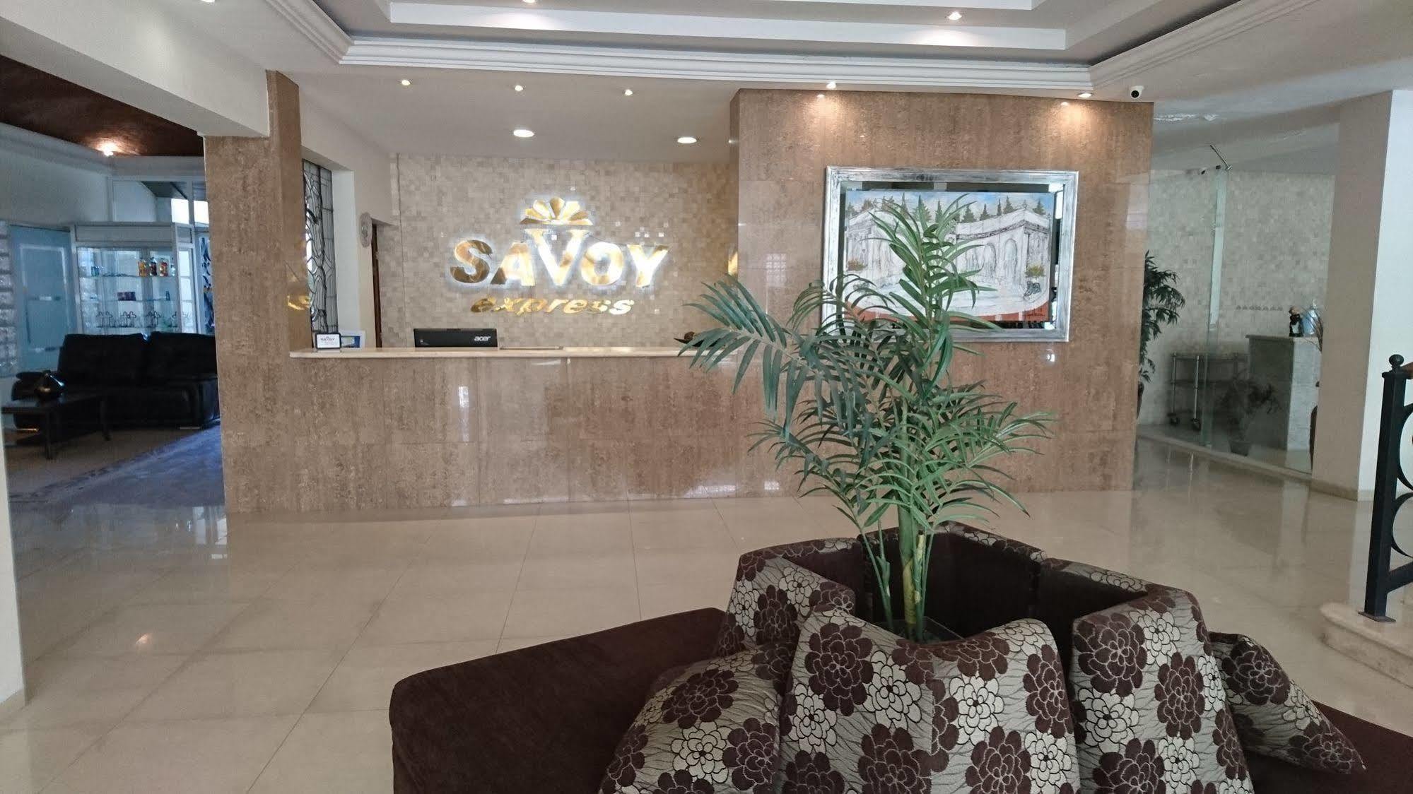 Savoy Express 호텔 토레온 외부 사진